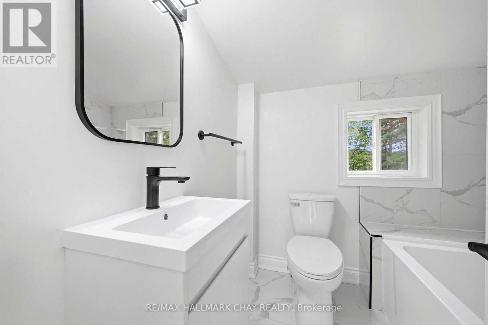 8410 11 Highway, Severn, Ontario  L3V 6H3 - Photo 20 - S13727848