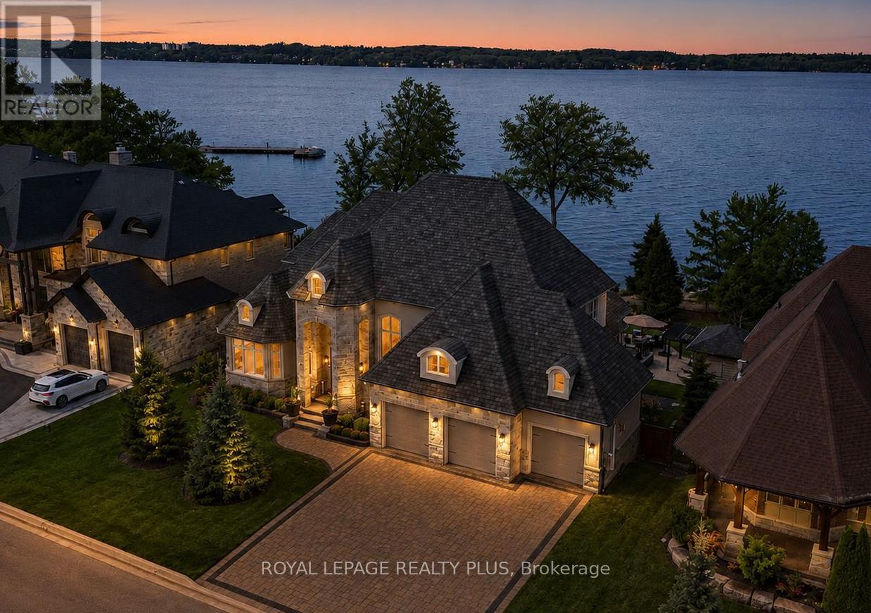 39 Plunkett Court, Barrie (Bayshore), Ontario  L4N 6M3 - Photo 1 - S13727920