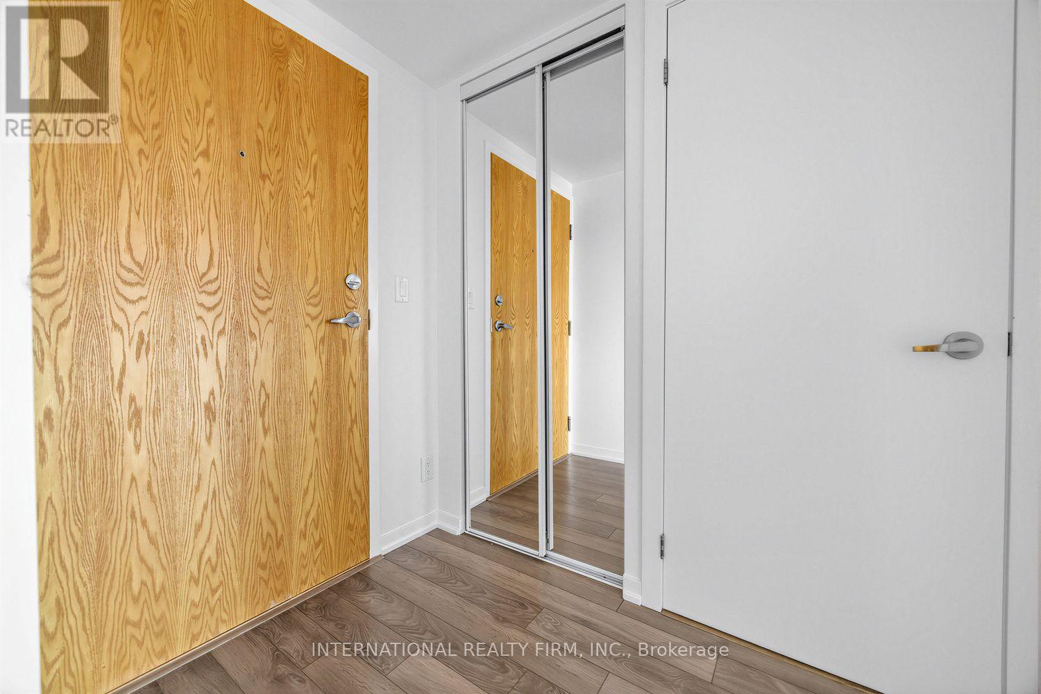 516 - 20 Joe Shuster Way, Toronto, Ontario  M6K 0A3 - Photo 22 - W13727830
