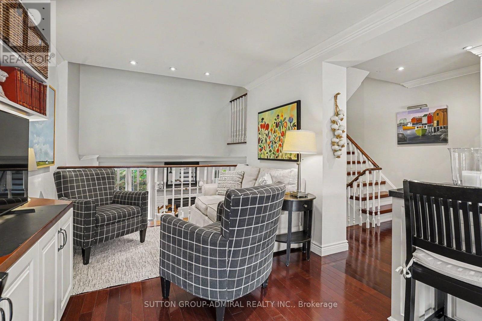 1230 Cornerbrook Place, Mississauga, Ontario  L5C 3J4 - Photo 15 - W13727844