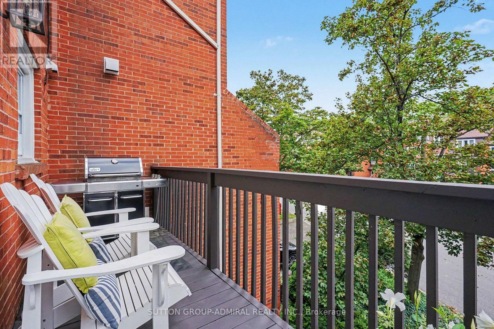 1230 Cornerbrook Place, Mississauga, Ontario  L5C 3J4 - Photo 18 - W13727844