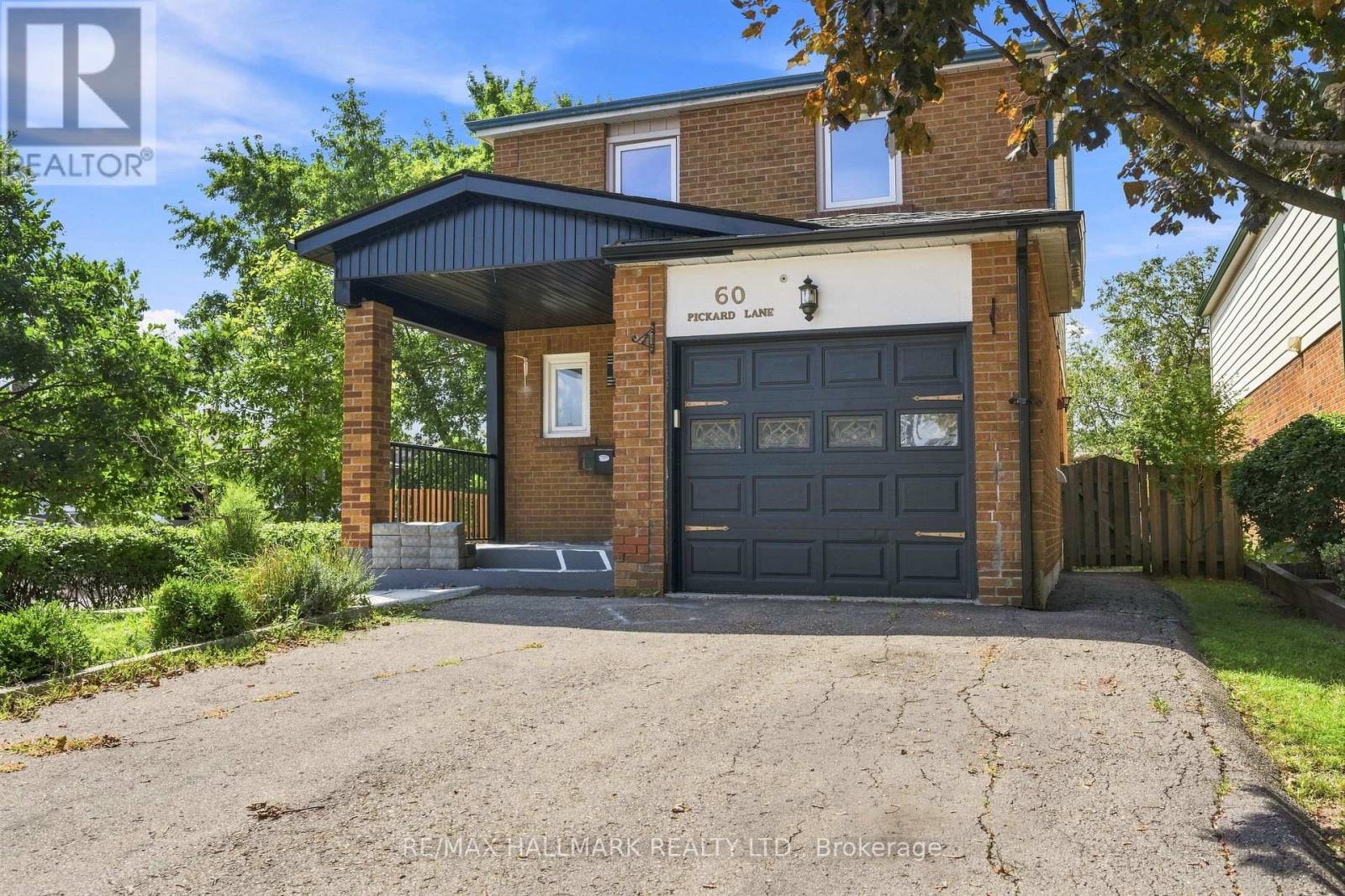 60 Pickard Lane, Brampton, Ontario  L6Y 2M5 - Photo 3 - W13727860