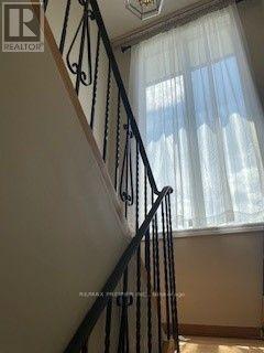 45 Lapp Street, Toronto, Ontario  M6N 3W5 - Photo 12 - W13727938