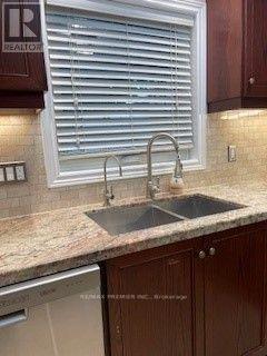 45 Lapp Street, Toronto, Ontario  M6N 3W5 - Photo 6 - W13727938