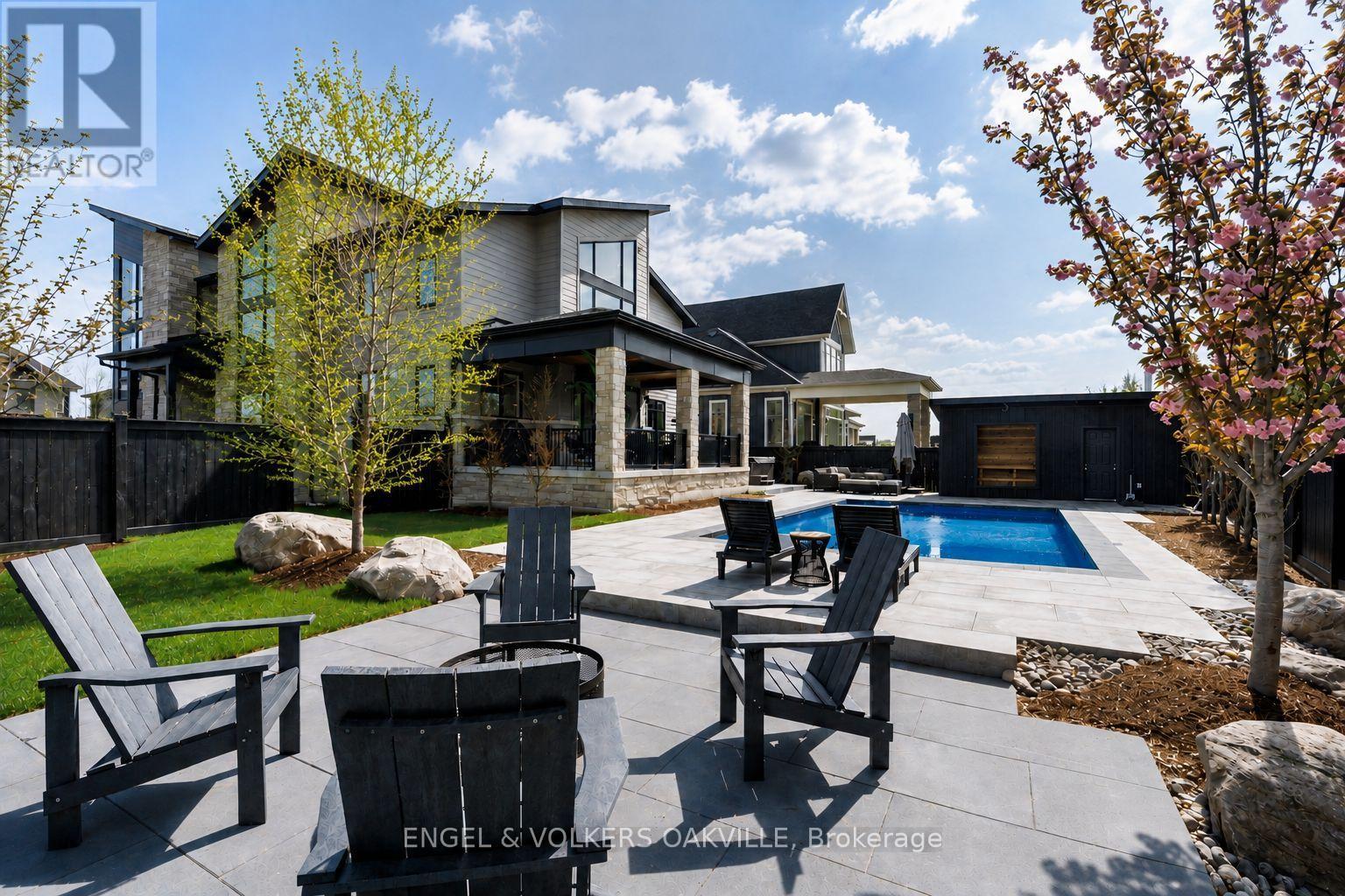 117 Stoneleigh Drive, Blue Mountains, Ontario L9Y 0Z4 - Photo 2 - X13727764