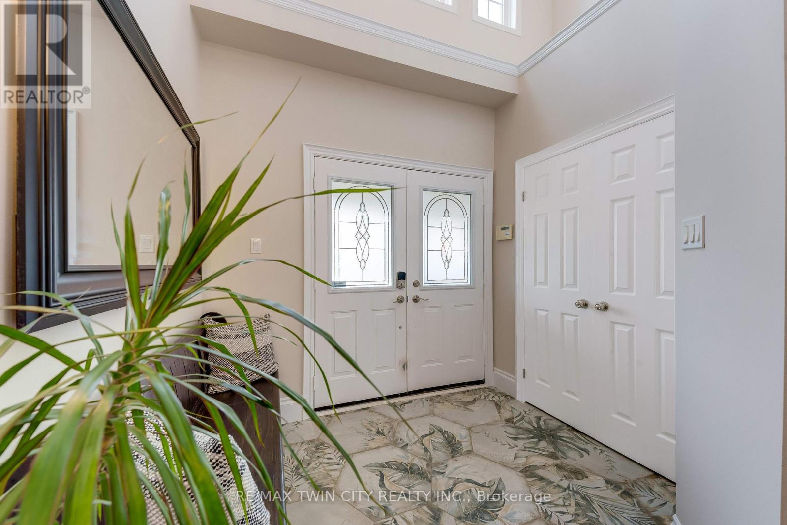 50 Knox Court, Kitchener, Ontario  N2P 2V6 - Photo 7 - X13727910