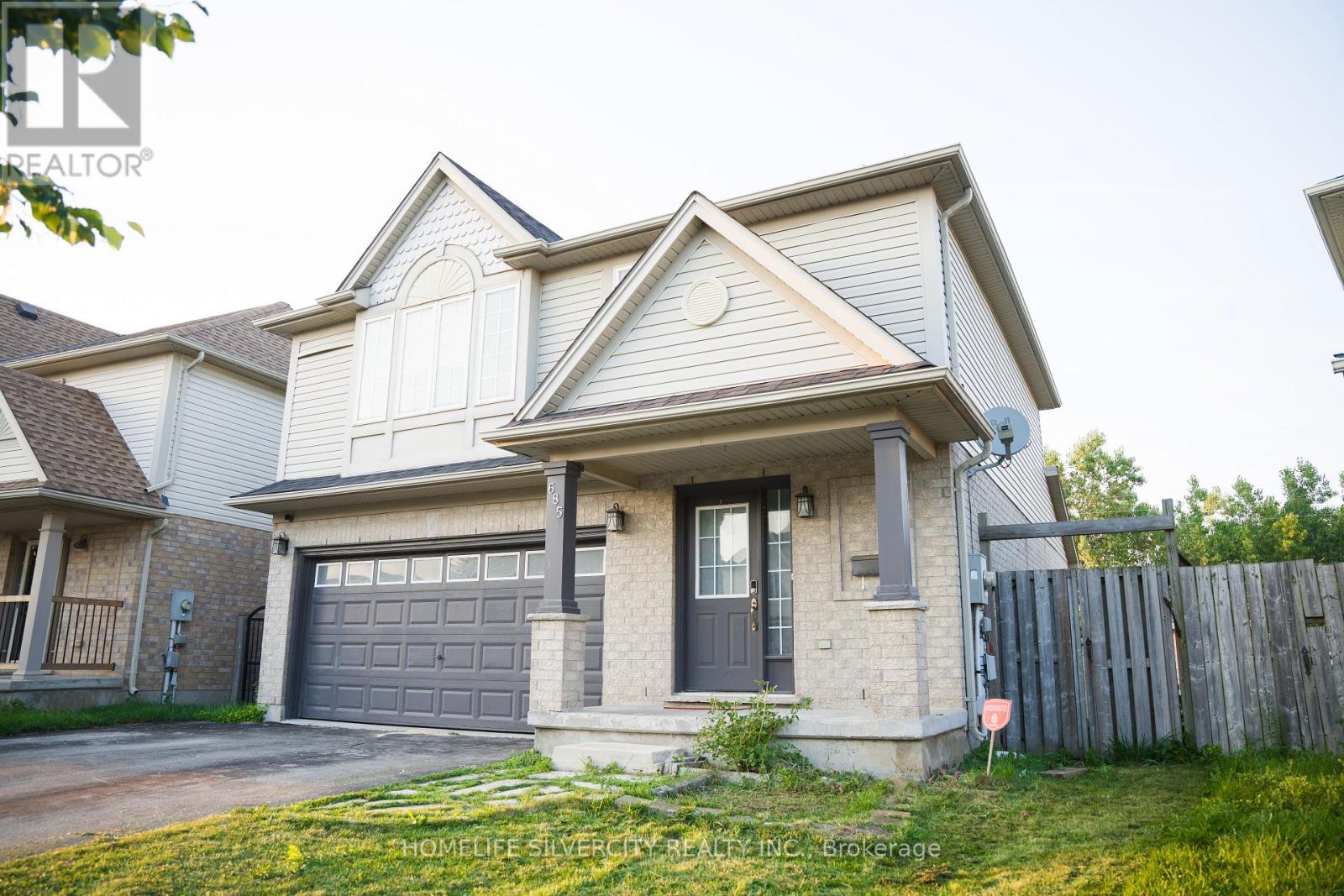 685 NORTH LEAKSDALE CIRCLE, London South, Ontario