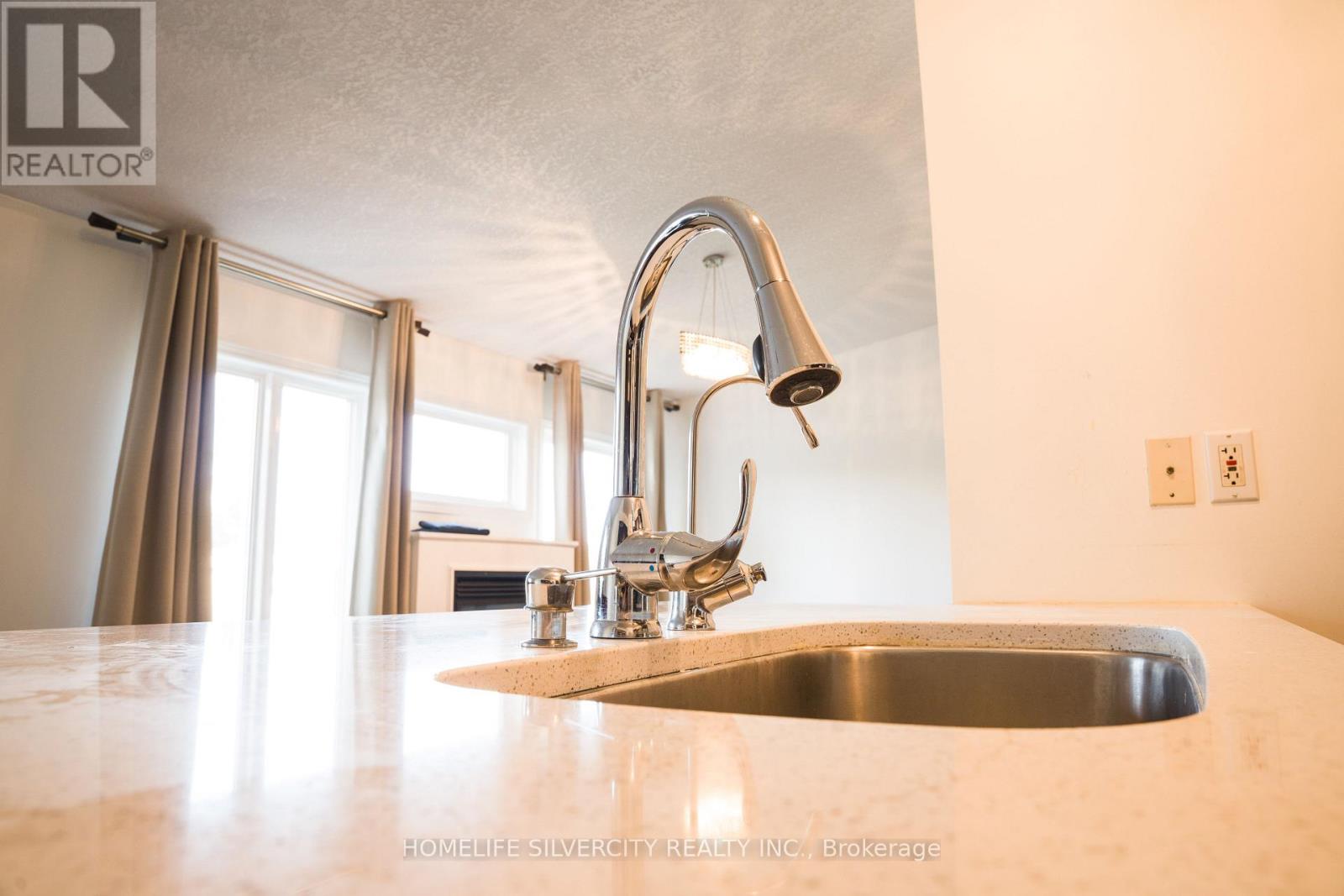 685 North Leaksdale Circle, London South, Ontario  N6M 1M1 - Photo 9 - X13727998