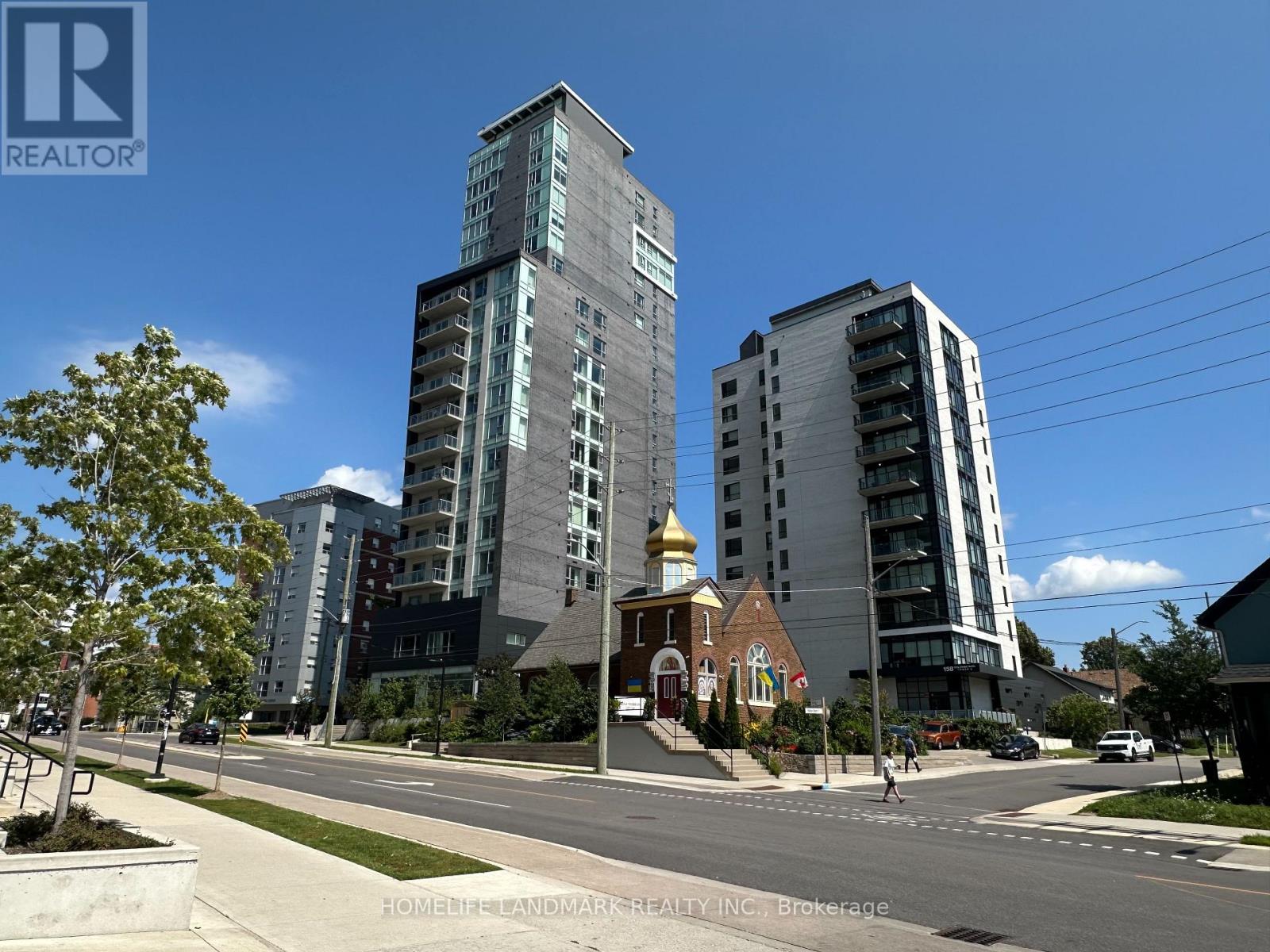 2004 - 158 KING STREET N, Waterloo, Ontario