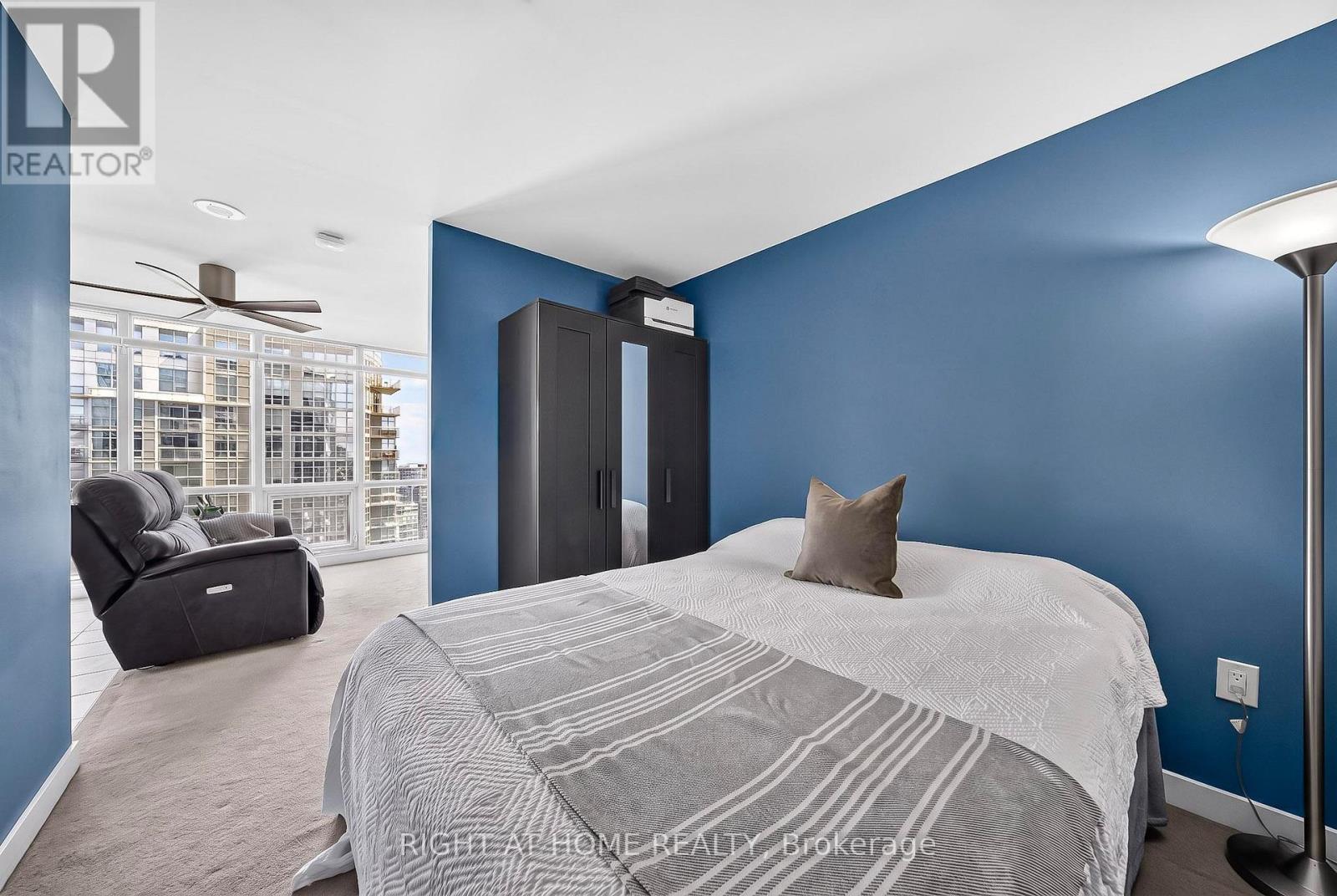5509 - 11 Brunel Court, Toronto, Ontario  M5V 3Y3 - Photo 13 - C13724244