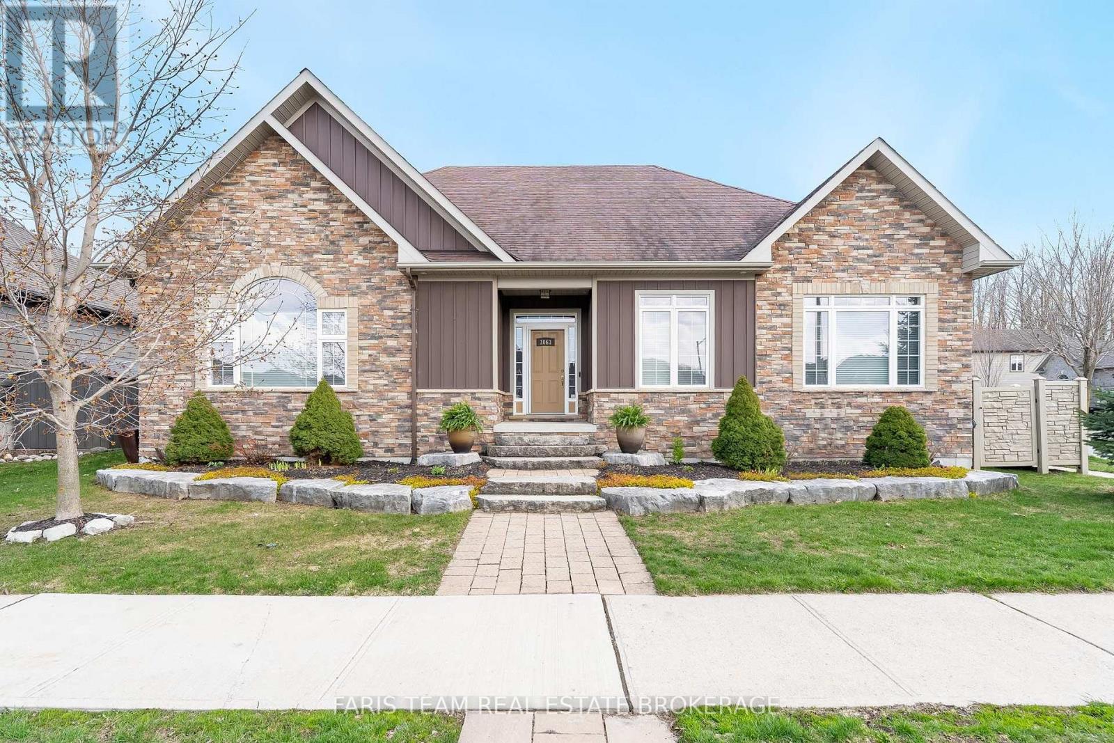 3063 STONE RIDGE BOULEVARD, Orillia, Ontario