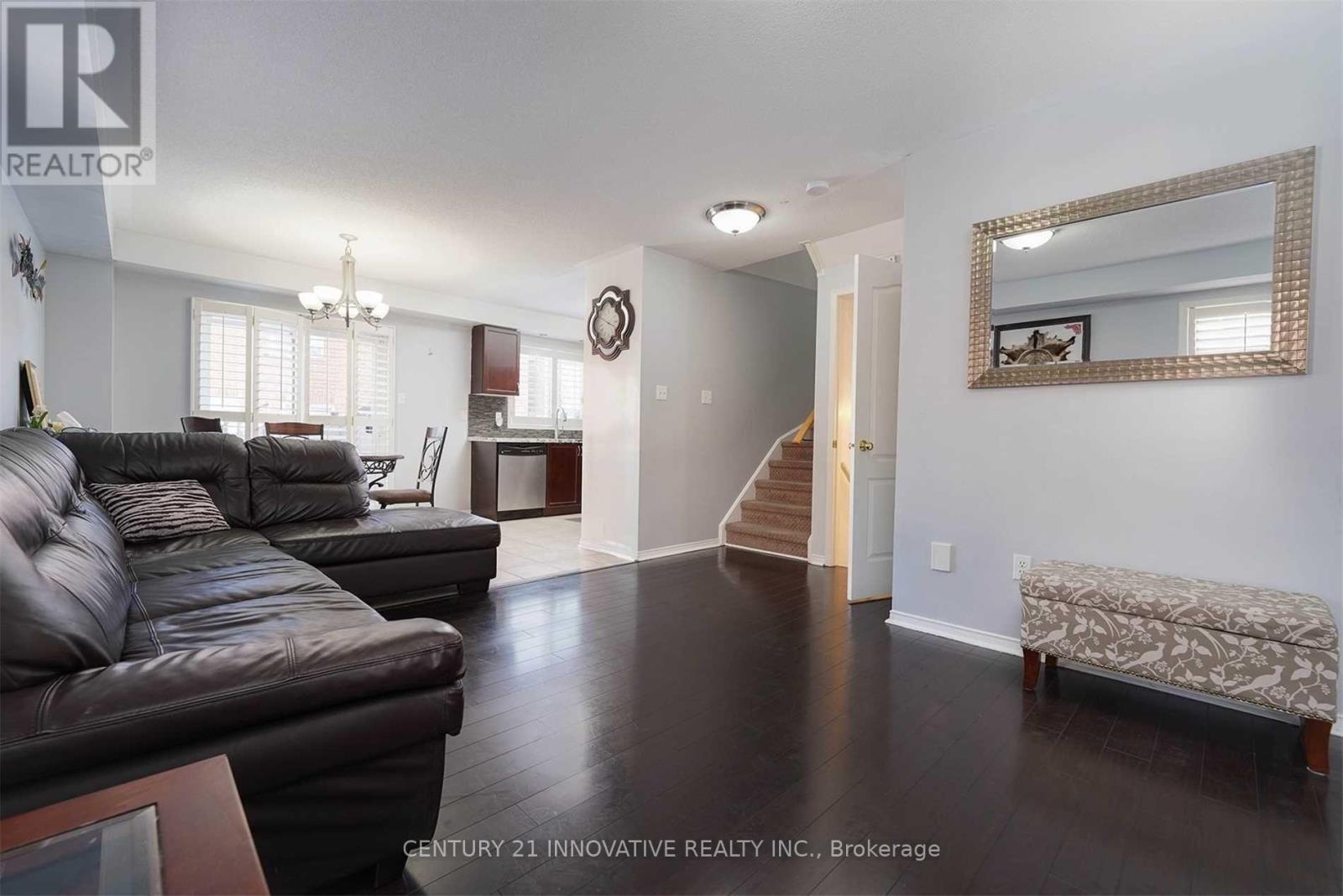 97 Hollingsworth Circle, Brampton, Ontario  L7A 0J5 - Photo 7 - W13727940