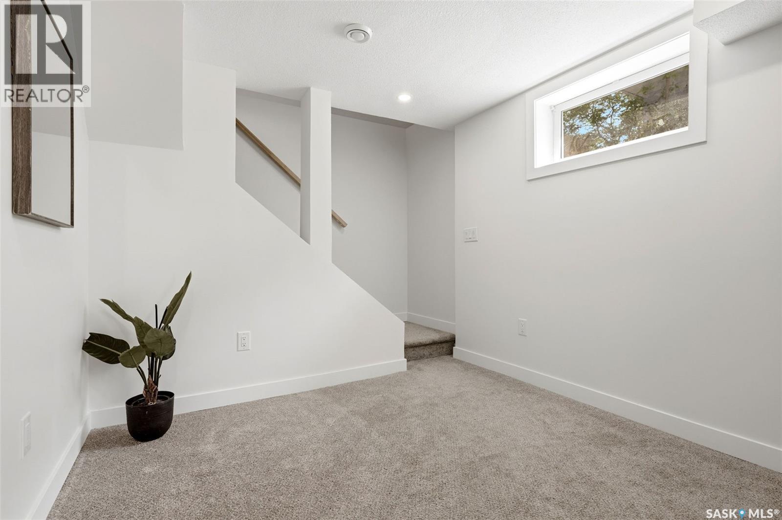 195 Massey Road, Regina, Saskatchewan  S4S 4N3 - Photo 27 - SK047071