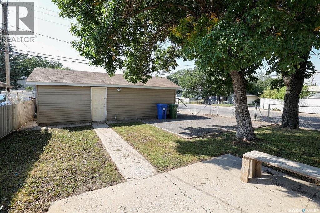 1200 Atkinson Street, Regina, Saskatchewan  S4N 3V6 - Photo 28 - SK047051