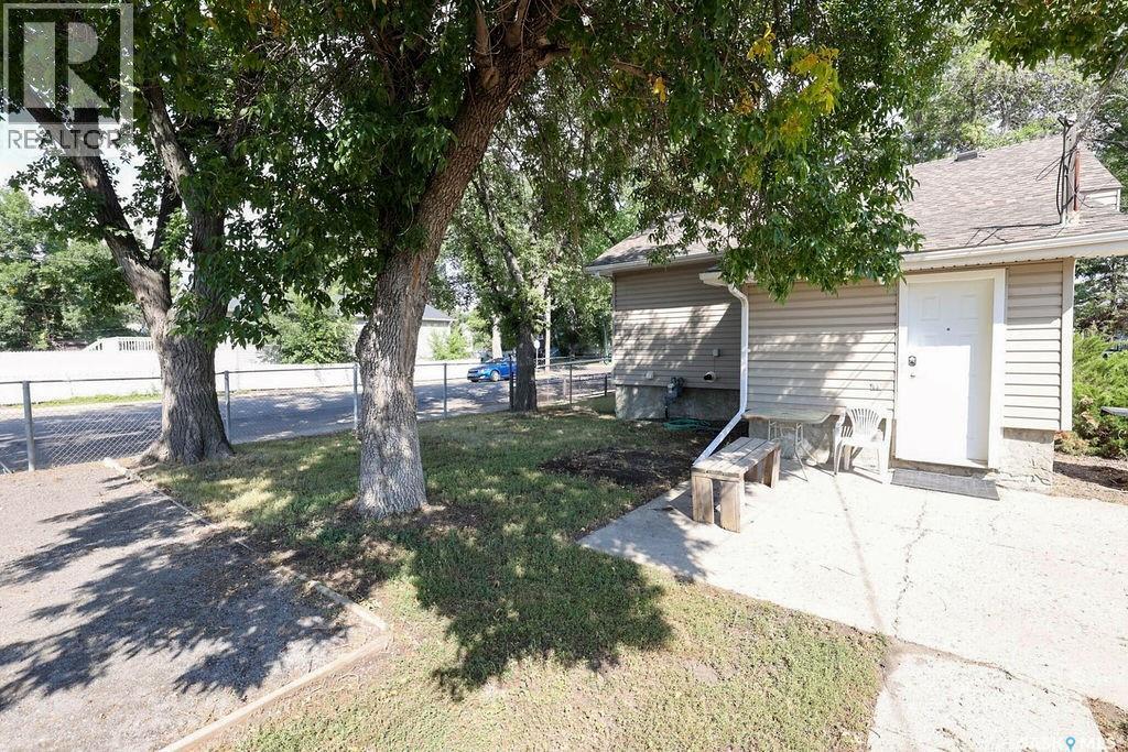 1200 Atkinson Street, Regina, Saskatchewan  S4N 3V6 - Photo 29 - SK047051