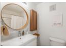 737 Leon Avenue Unit# 303, Kelowna, BC V1Y 8L6