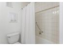 737 Leon Avenue Unit# 303, Kelowna, BC V1Y 8L6