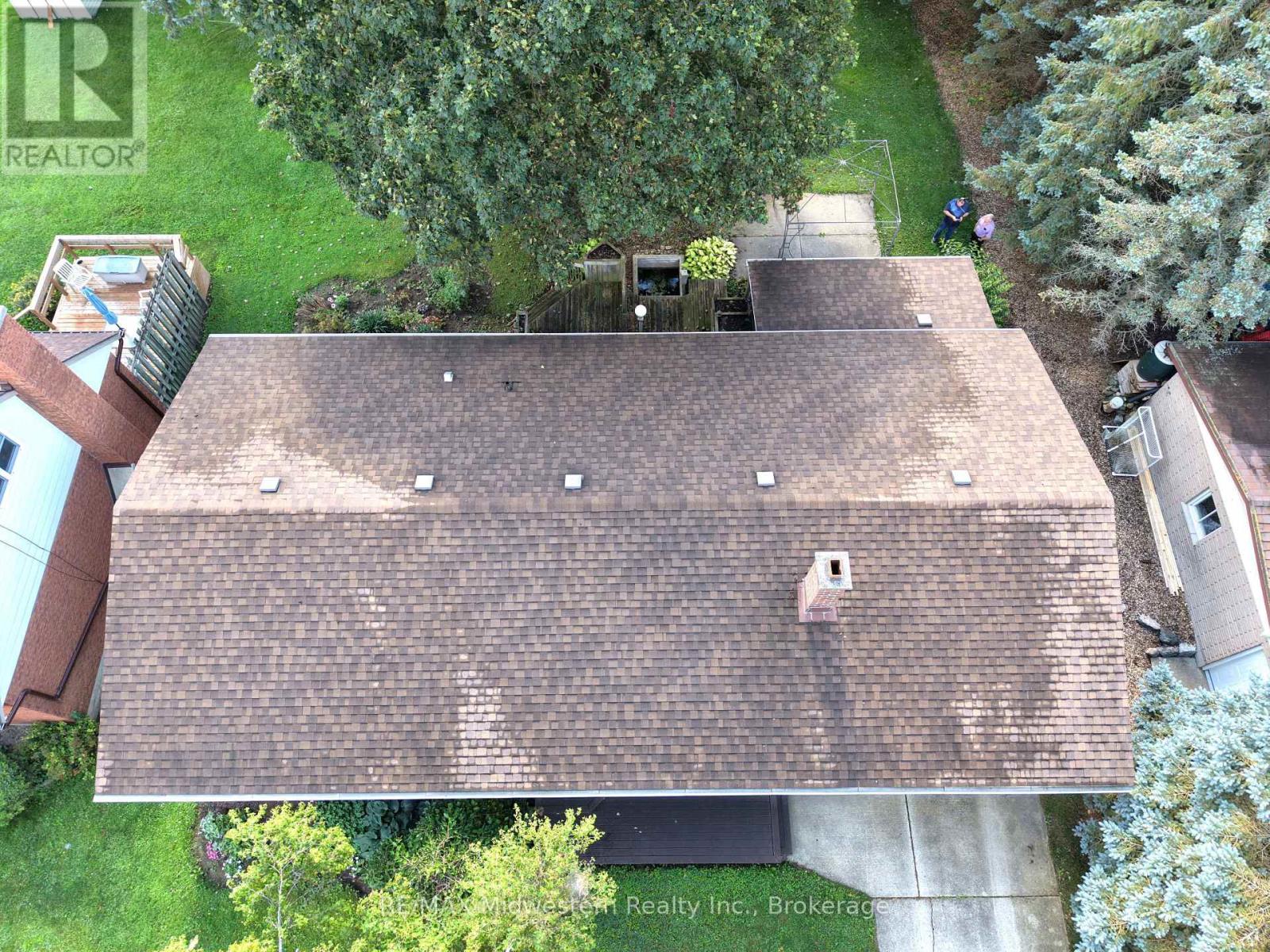 69 Louise Street, Minto, Ontario  N0G 1Z0 - Photo 10 - X12984978