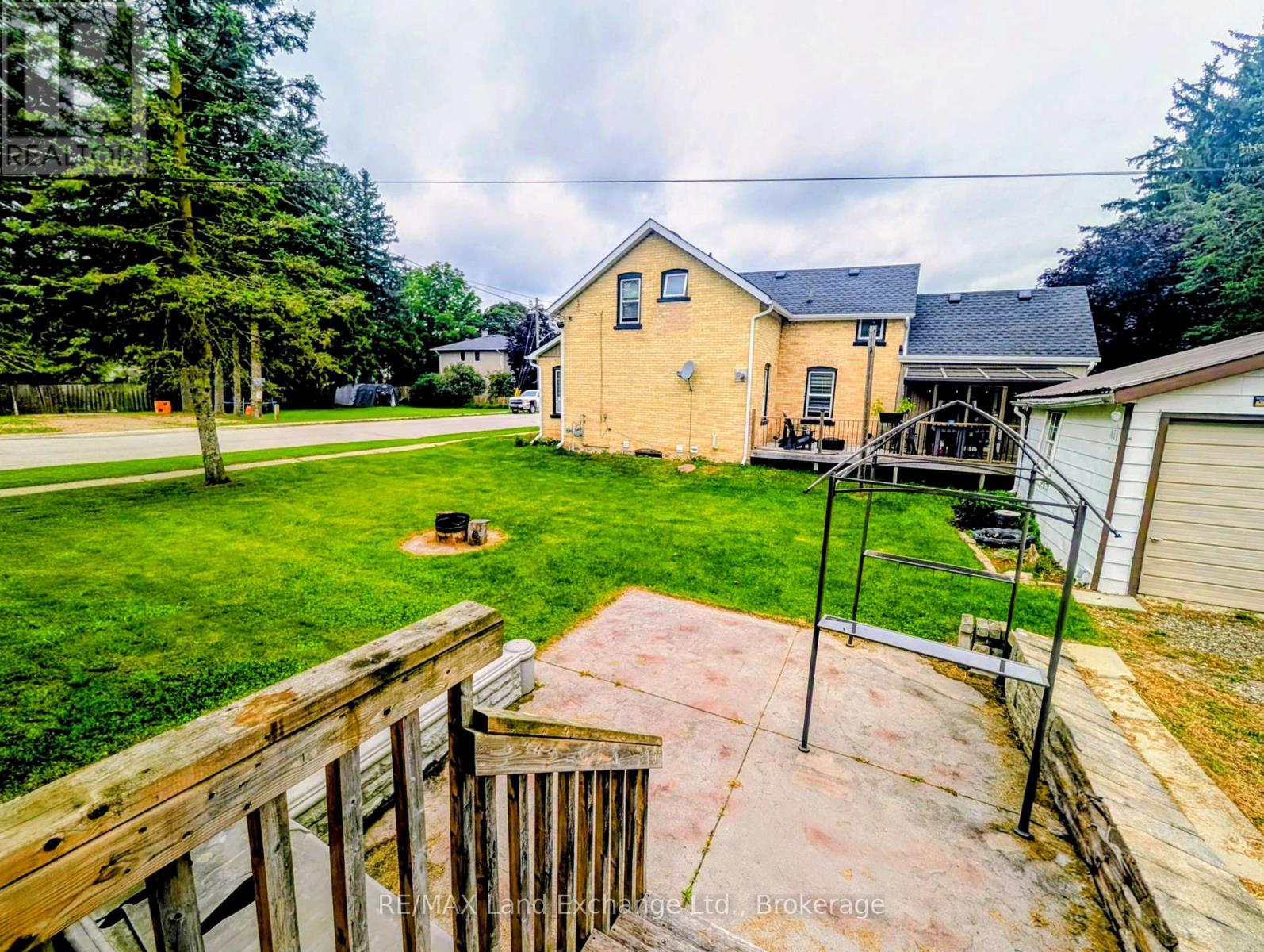 10 Mary Street, Brockton, Ontario  N0G 2V0 - Photo 6 - X13727218