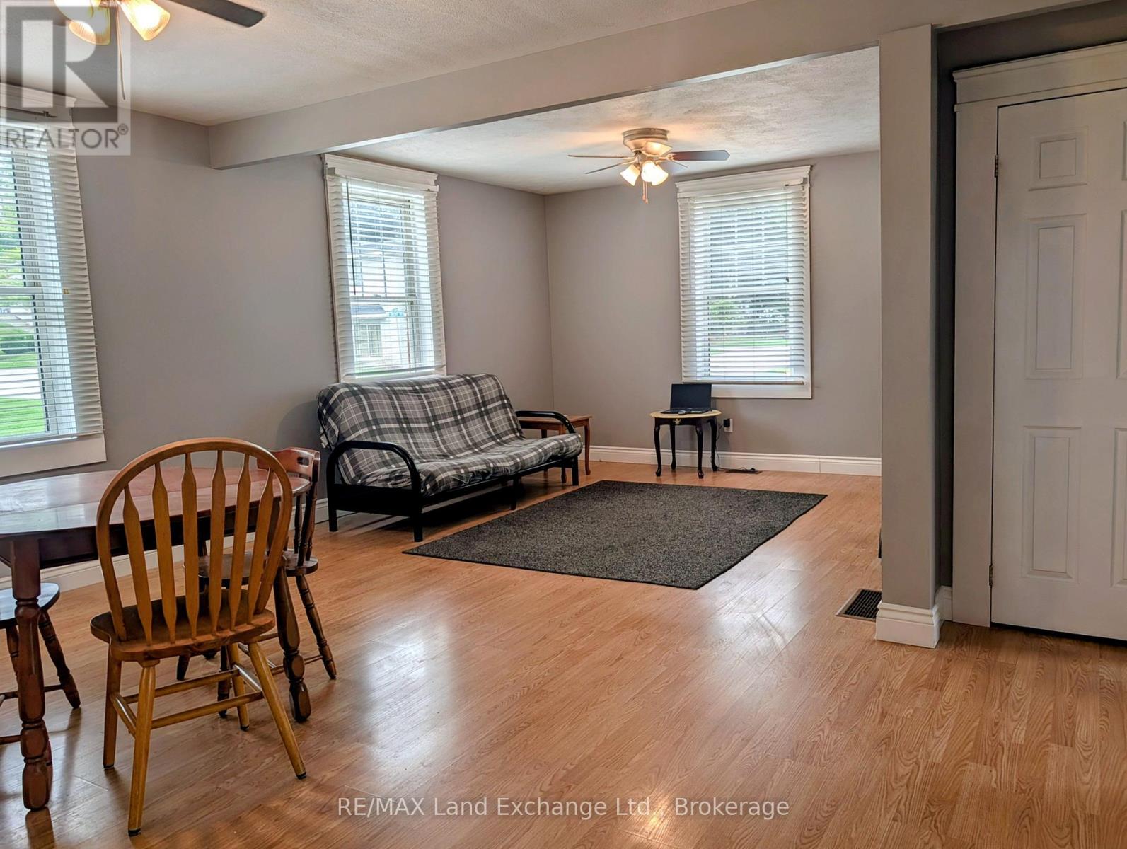 10 Mary Street, Brockton, Ontario  N0G 2V0 - Photo 15 - X13727218