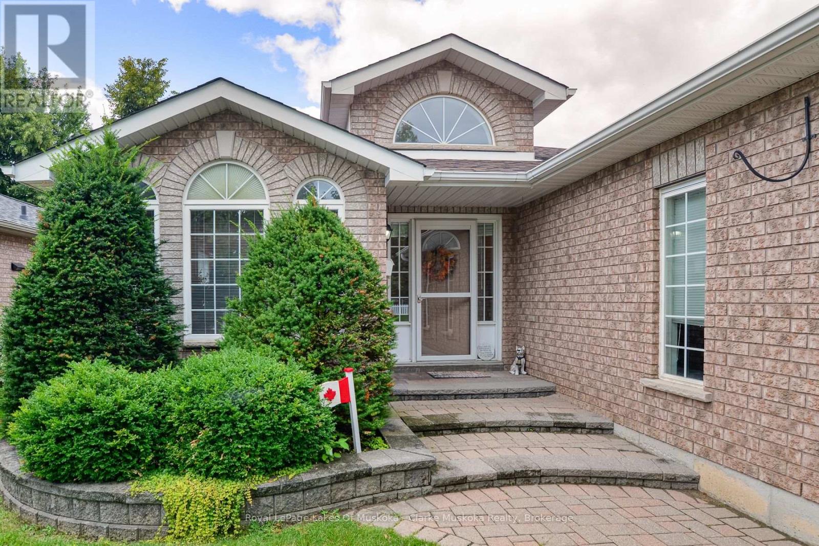 14 Palmer Drive, Barrie (East Bayfield), Ontario  L4M 6V9 - Photo 4 - S13728124