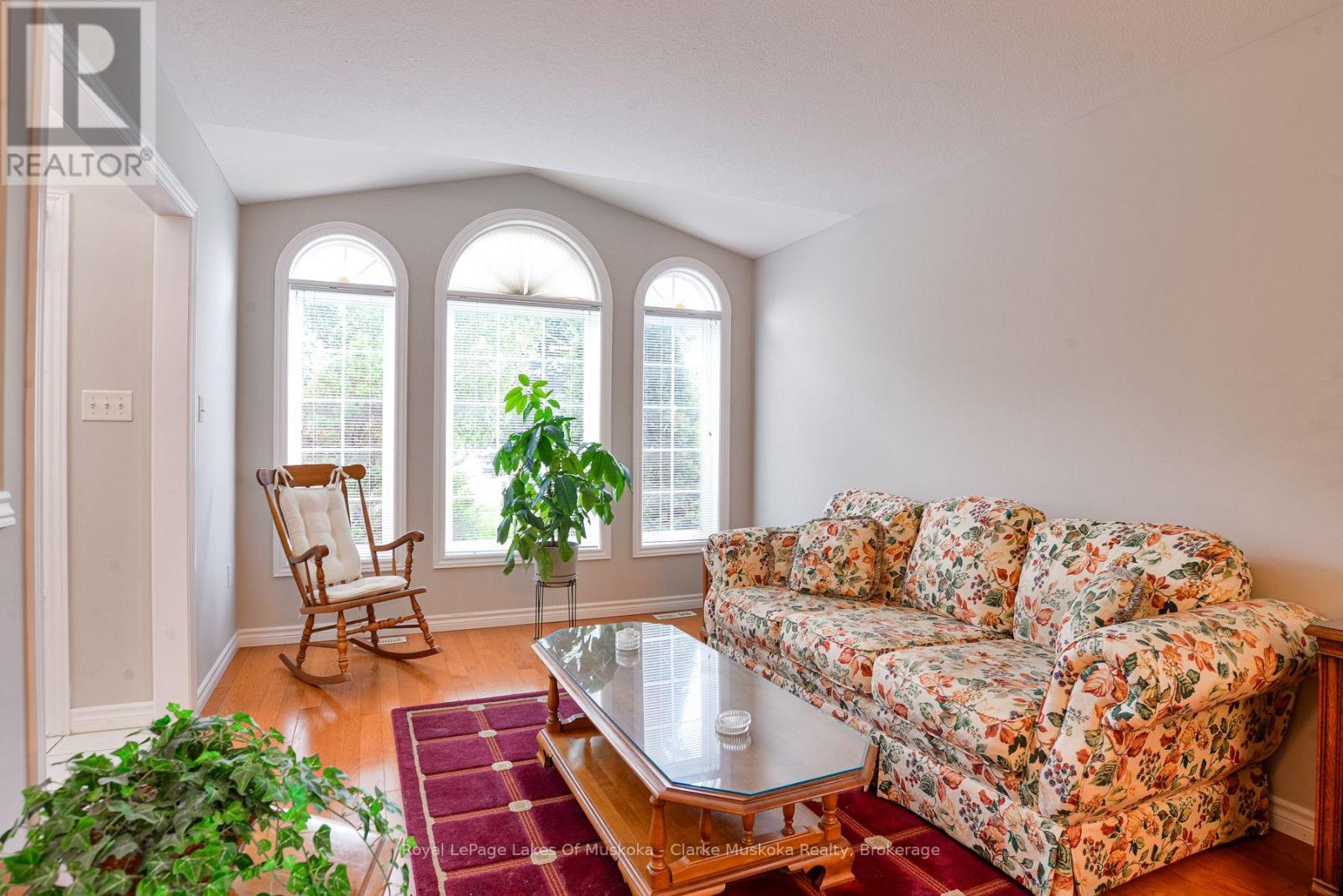 14 Palmer Drive, Barrie (East Bayfield), Ontario  L4M 6V9 - Photo 6 - S13728124