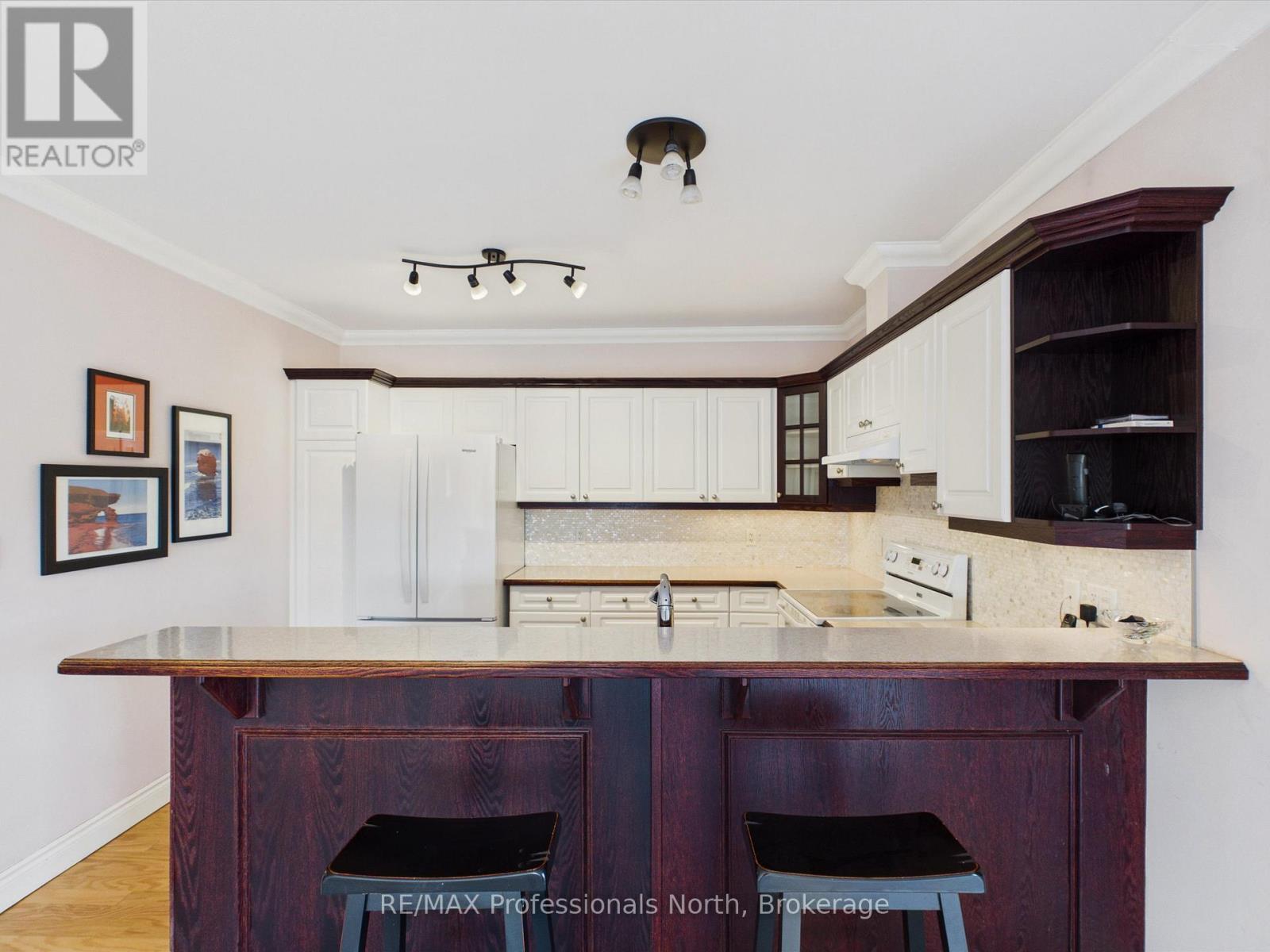 501 - 24 Ontario Street, Bracebridge, Ontario P1L 0A4 - Photo 8 - X13728046