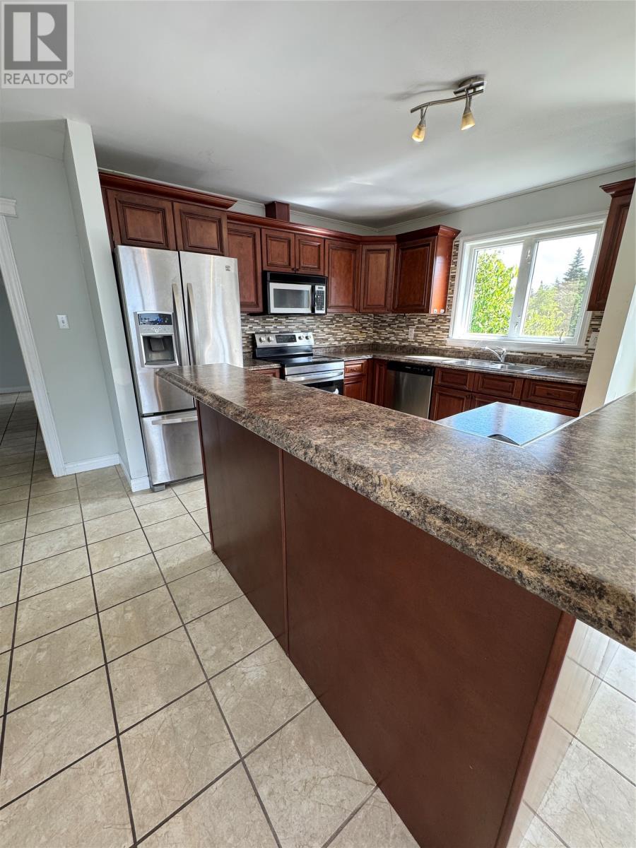 103 Firdale Drive, St. John's — photo 5