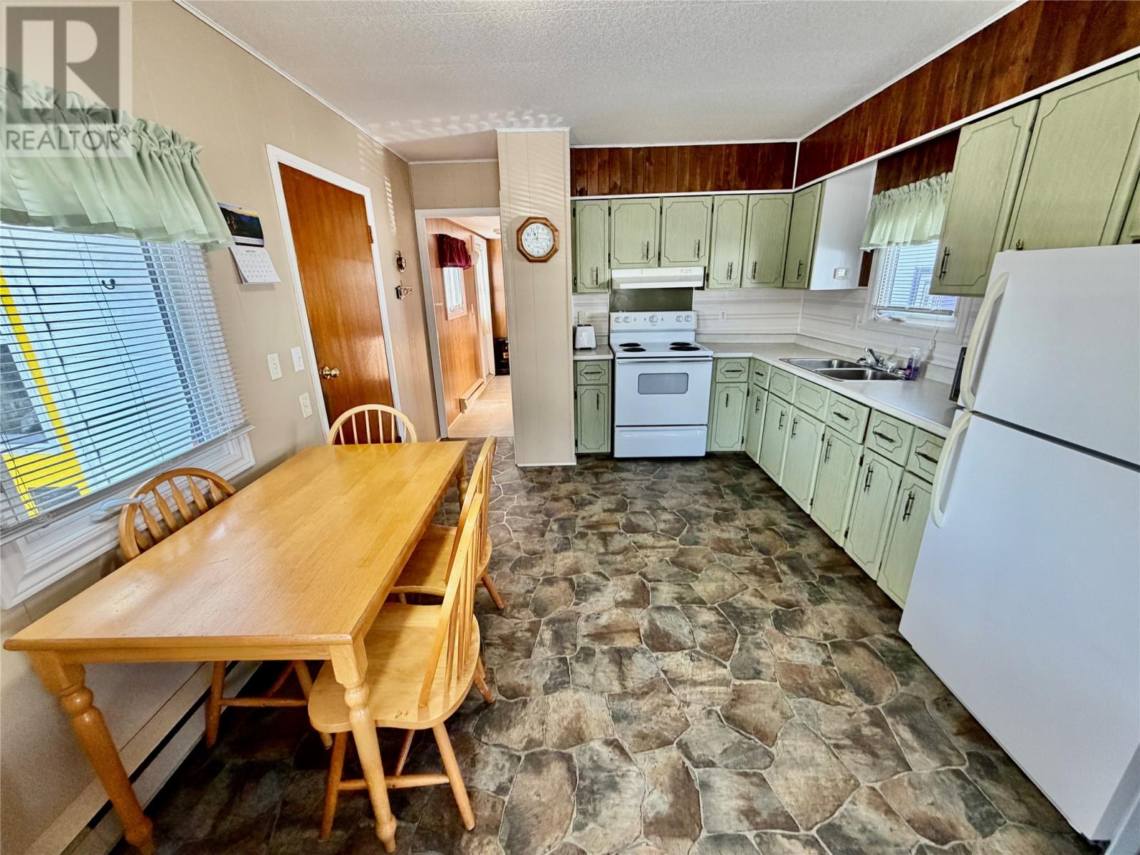 14 Fairview Court, Clarenville — photo 4