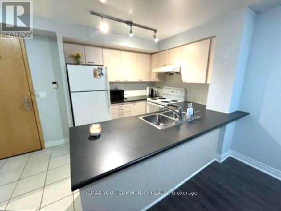 522 - 48 Suncrest Boulevard, Markham, Ontario  L3T 7Y5 - Photo 4 - N13728070