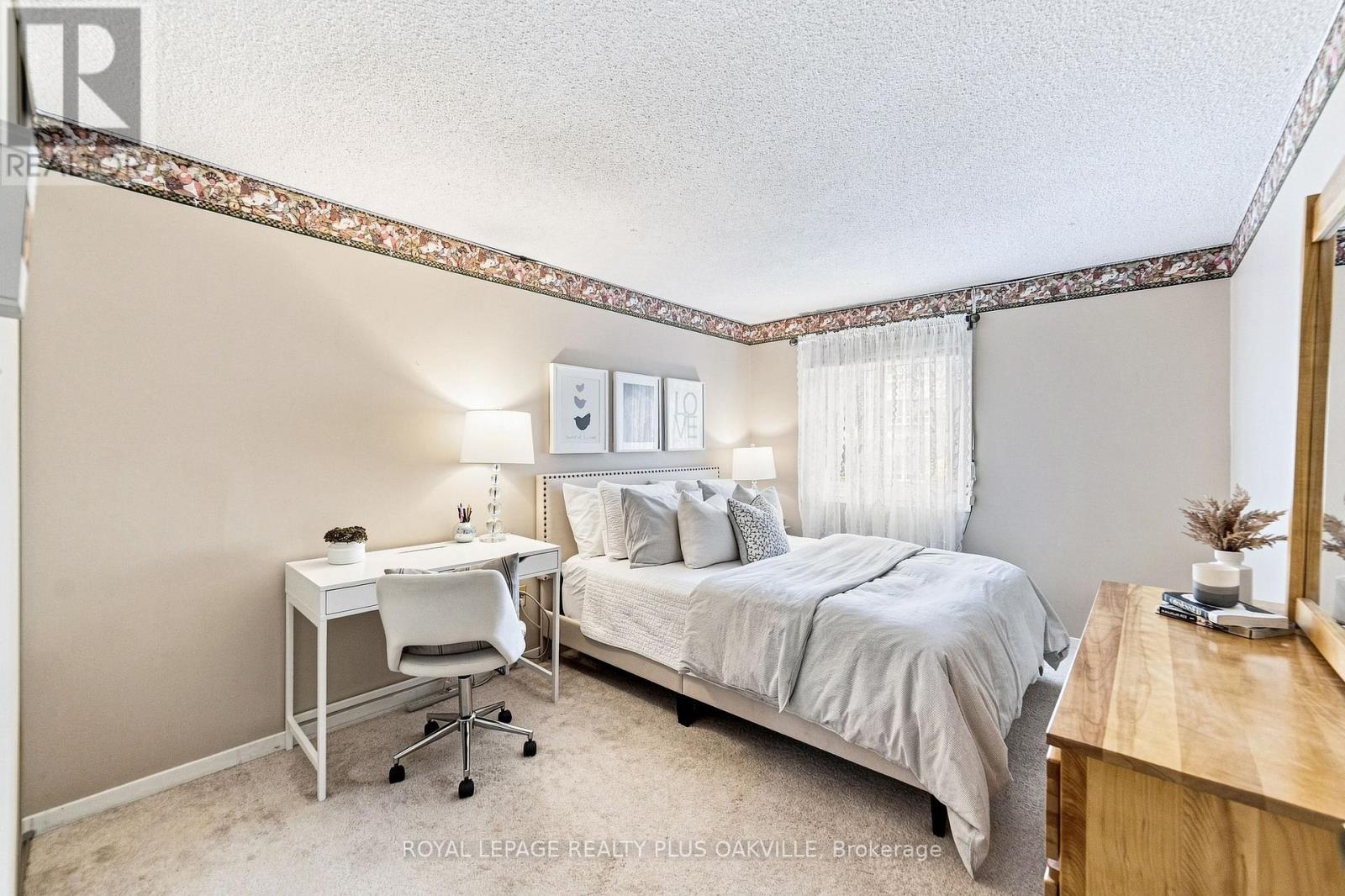 1221 Hedgestone Crescent, Oakville, Ontario  L6M 1X7 - Photo 20 - W13728040