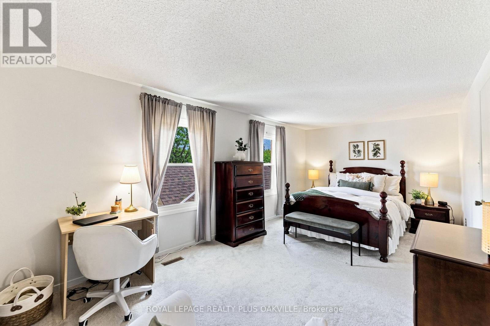 1221 Hedgestone Crescent, Oakville, Ontario  L6M 1X7 - Photo 25 - W13728040