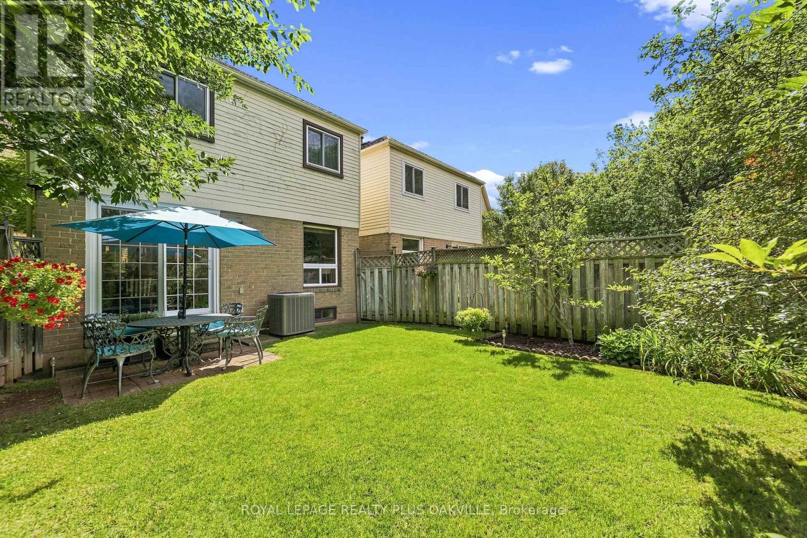 1221 Hedgestone Crescent, Oakville, Ontario  L6M 1X7 - Photo 31 - W13728040
