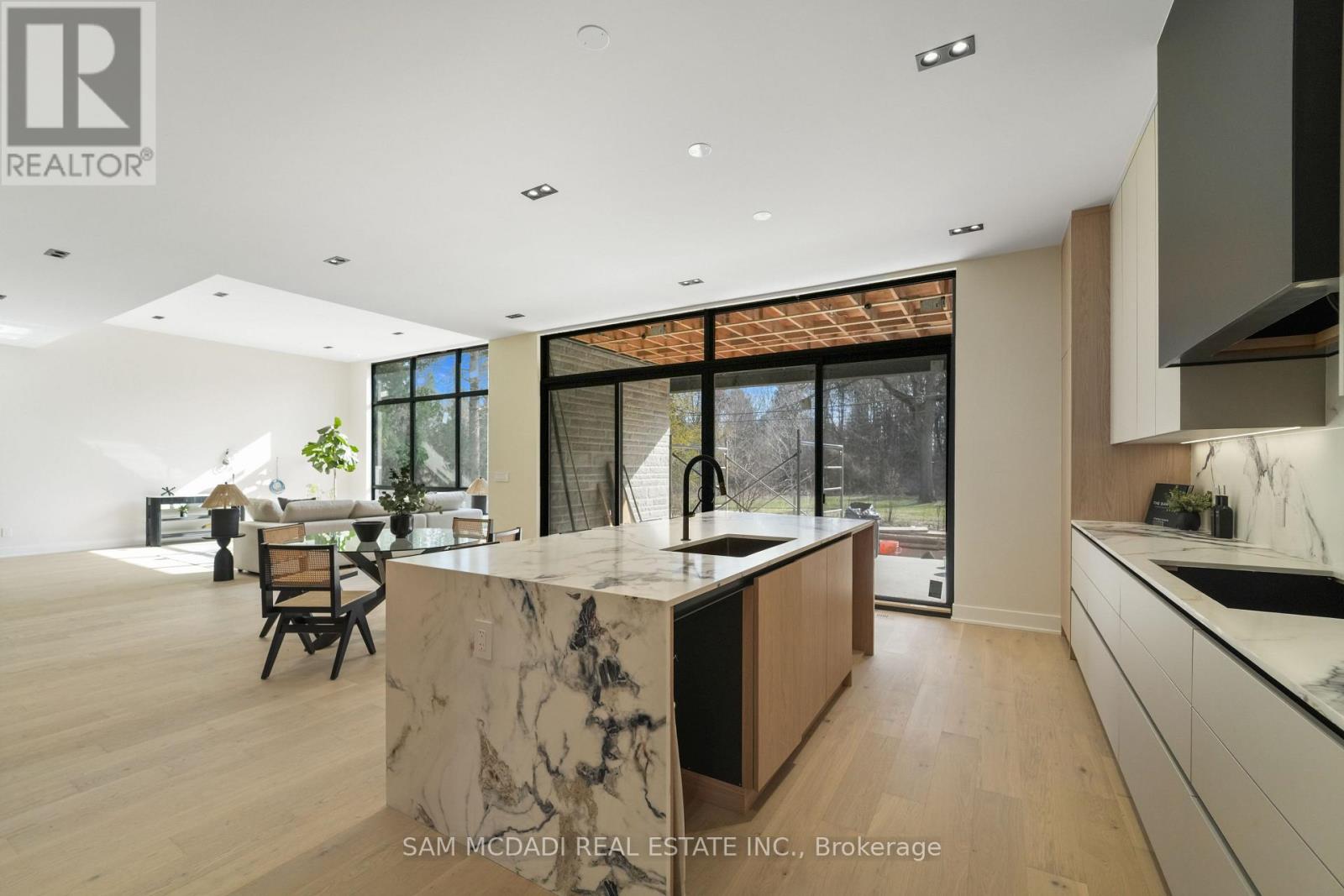 362 Meadow Wood Lane, Mississauga, Ontario  L5J 2S9 - Photo 13 - W13728048