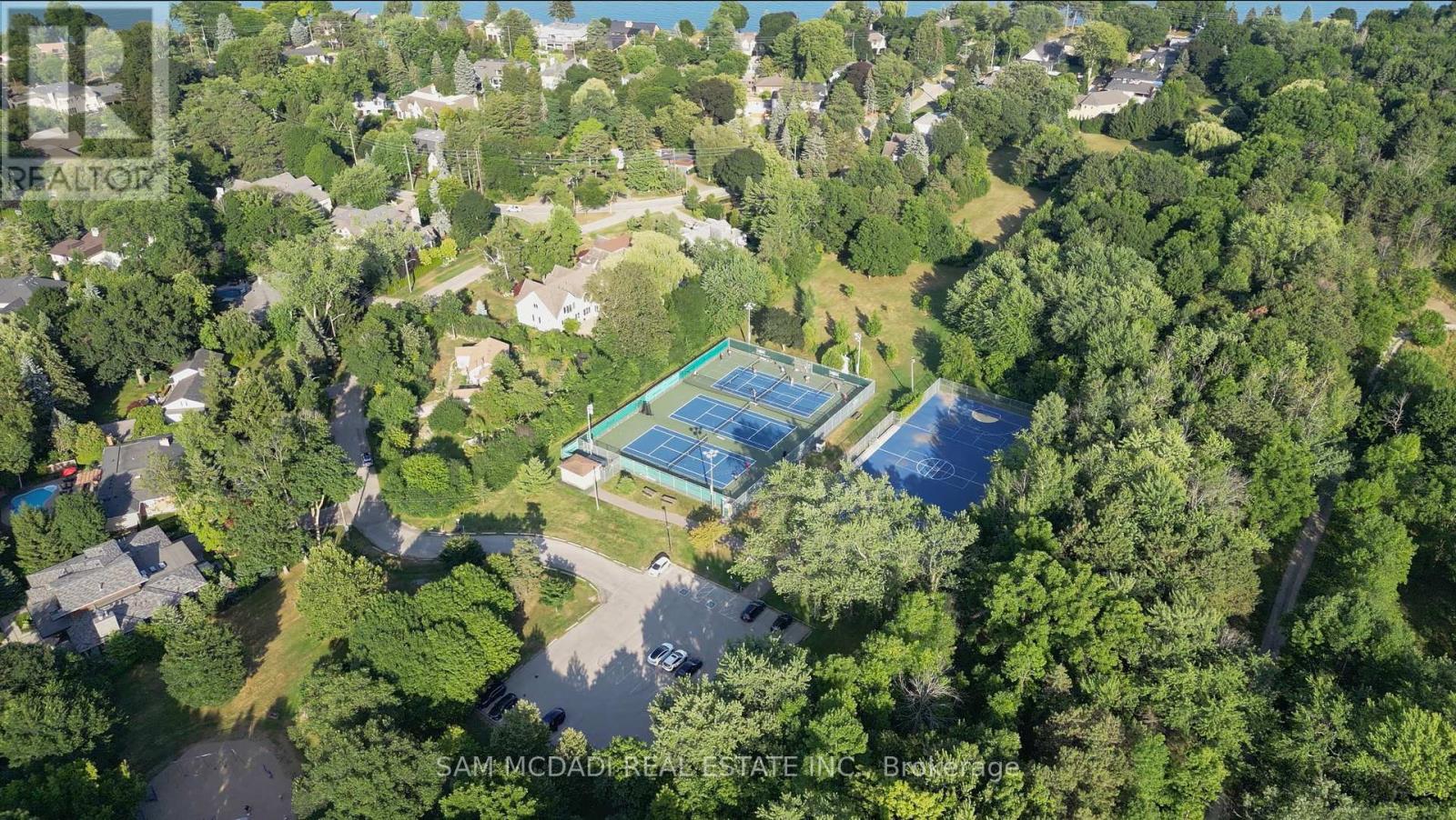 362 Meadow Wood Lane, Mississauga, Ontario  L5J 2S9 - Photo 47 - W13728048