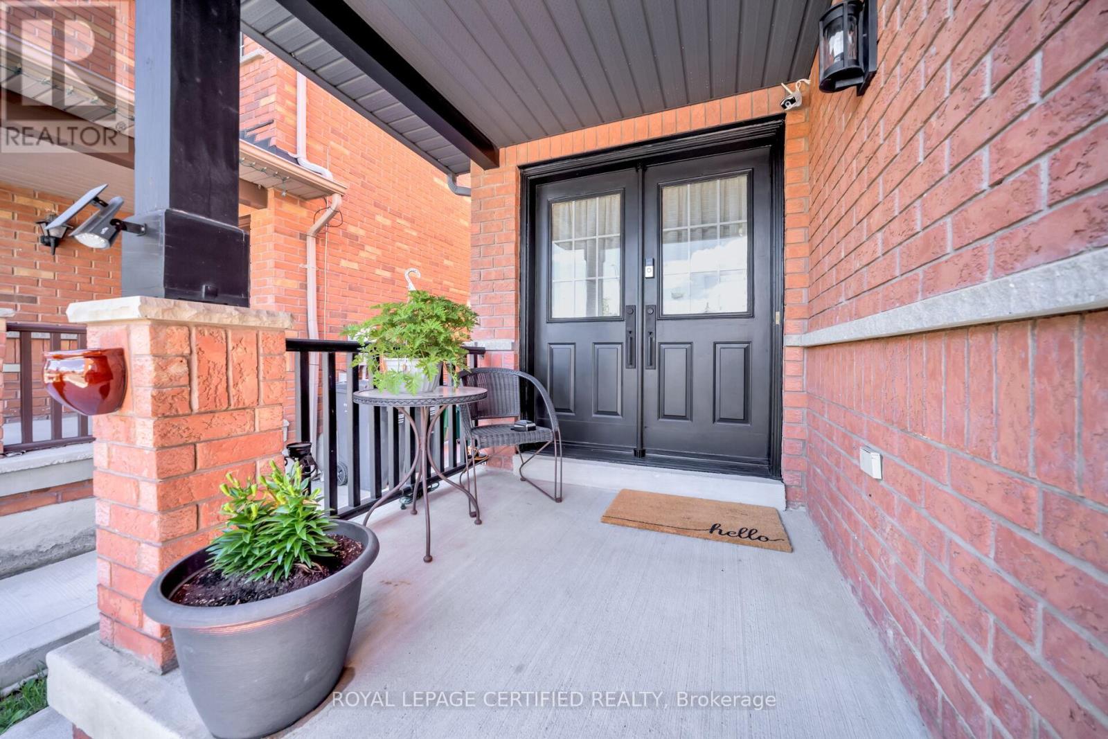 70 Vintage Gate, Brampton, Ontario  L6X 5C2 - Photo 3 - W13728052