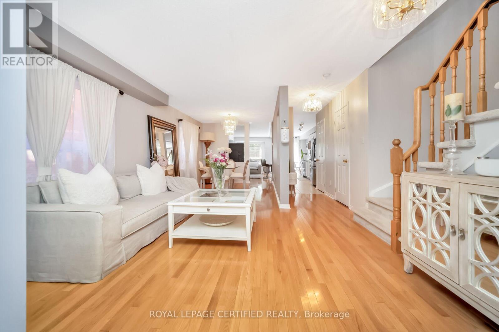 70 Vintage Gate, Brampton, Ontario  L6X 5C2 - Photo 6 - W13728052