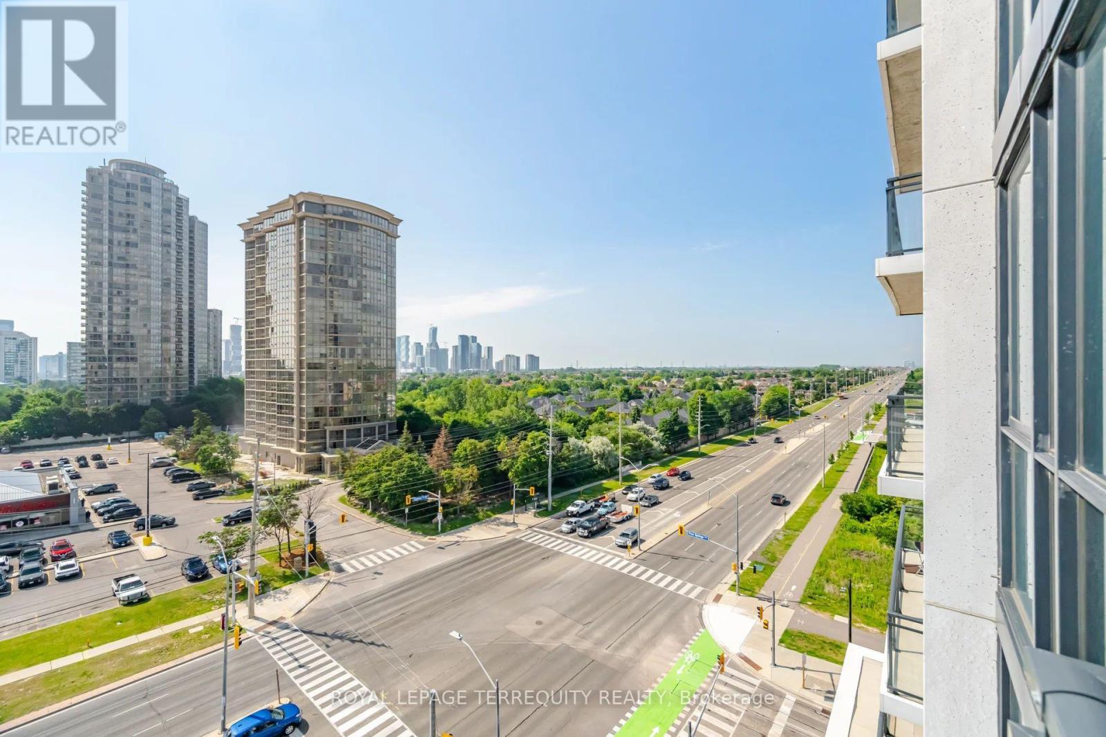703 - 75 Eglinton Avenue W, Mississauga, Ontario  L5R 0E5 - Photo 33 - W13728054