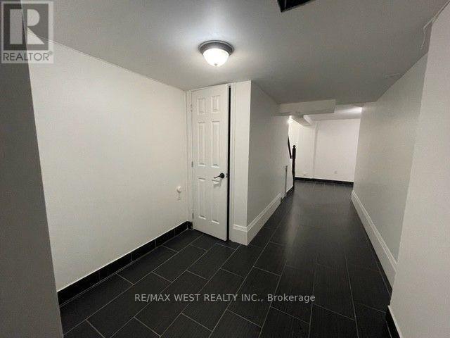 473a Rogers Road, Toronto, Ontario  M6M 0B3 - Photo 7 - W13728112