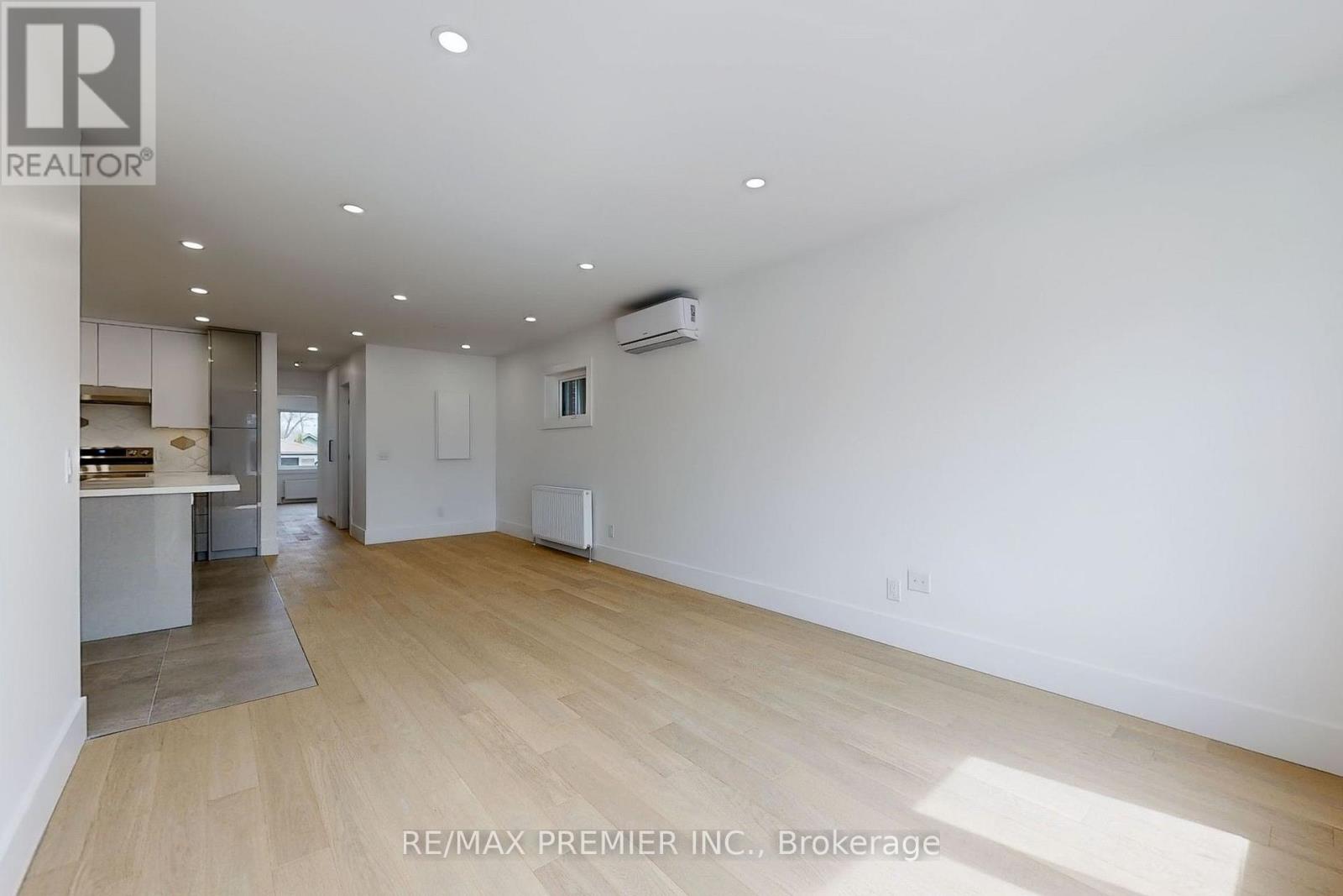 1 - 148 Lambton Avenue, Toronto, Ontario  M6N 2S9 - Photo 10 - W13728130