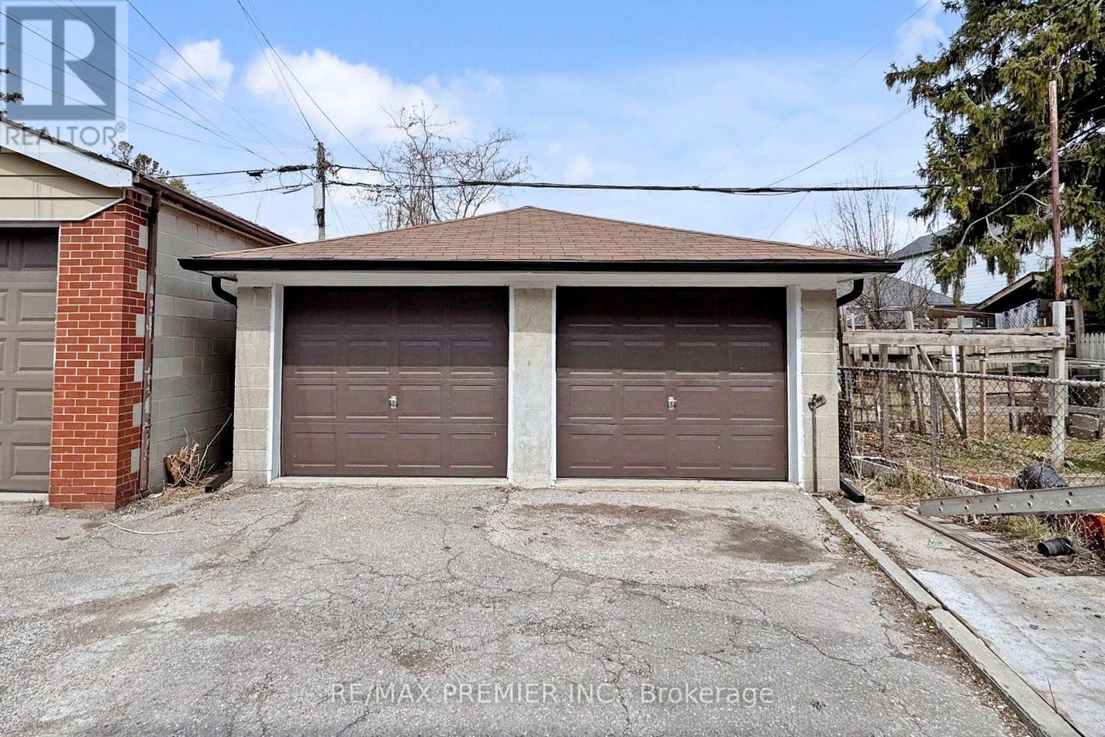 1 - 148 Lambton Avenue, Toronto, Ontario  M6N 2S9 - Photo 18 - W13728130