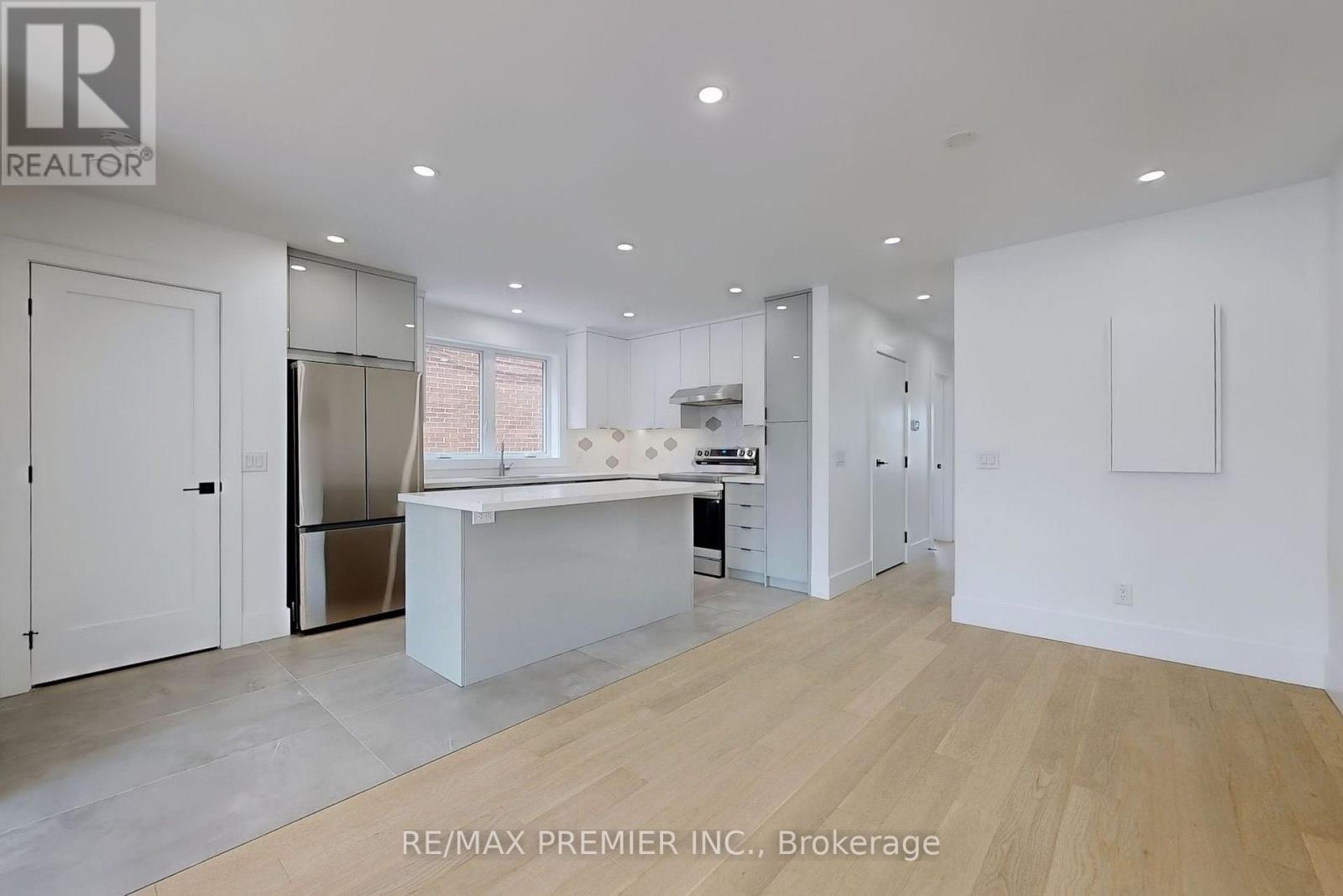 1 - 148 Lambton Avenue, Toronto, Ontario  M6N 2S9 - Photo 6 - W13728130
