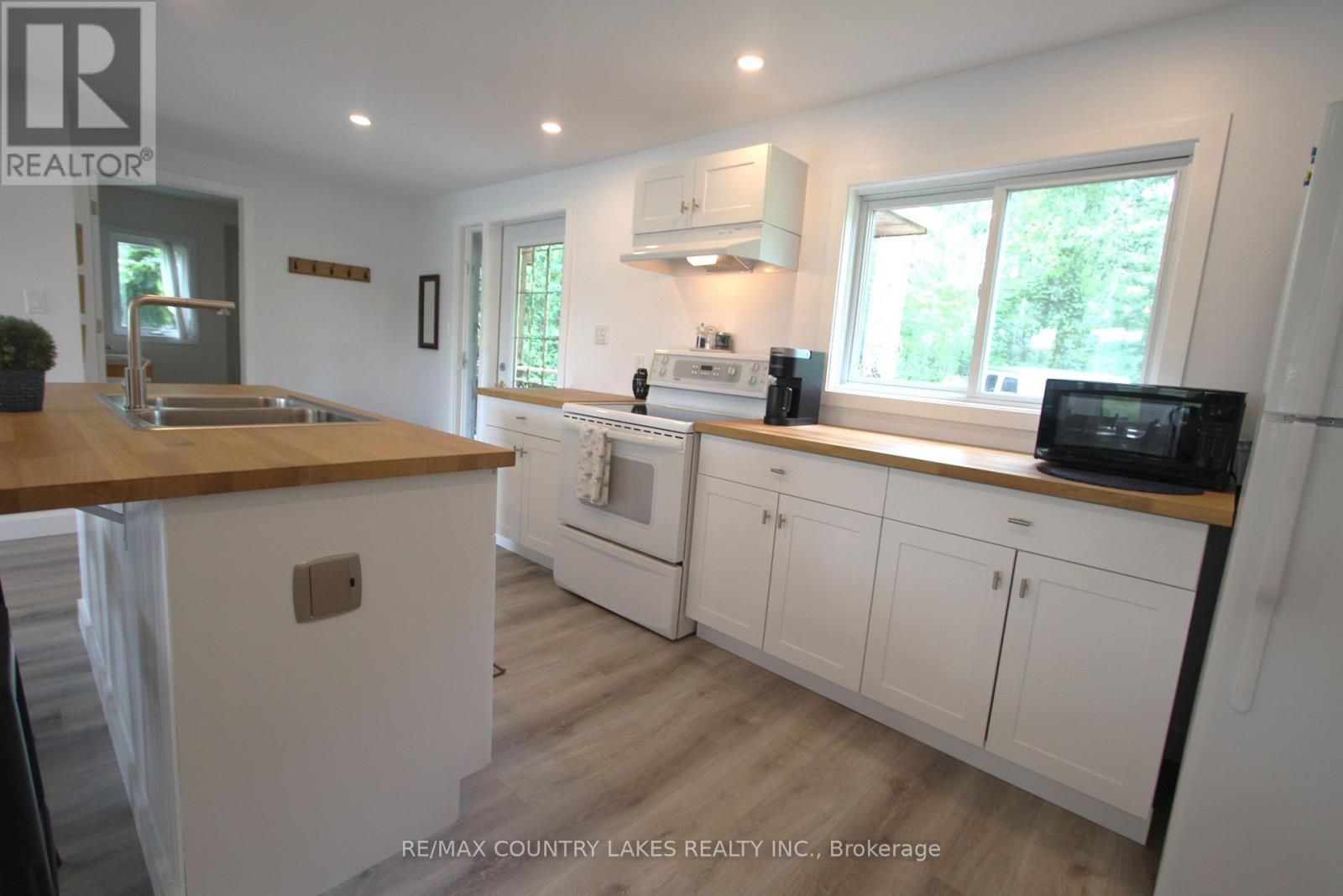 129 Mcguire Beach Road, Kawartha Lakes, Ontario  K0M 2B0 - Photo 9 - X13728058