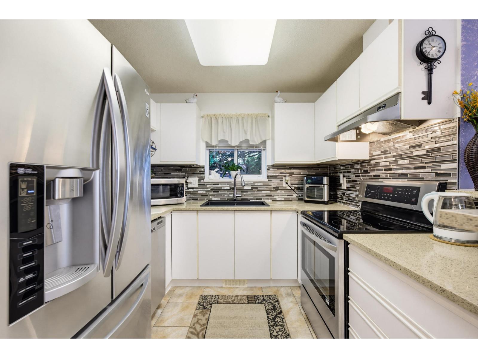 27 9088 Holt Road, Surrey, British Columbia  V3V 4H3 - Photo 5 - R3159920