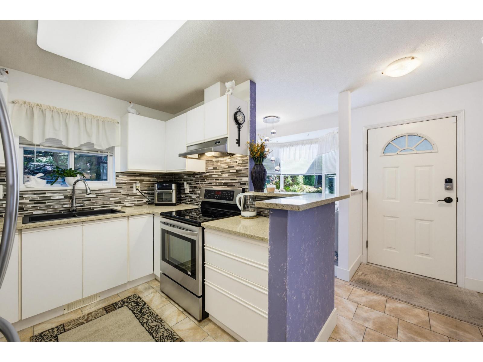 27 9088 Holt Road, Surrey, British Columbia  V3V 4H3 - Photo 8 - R3159920