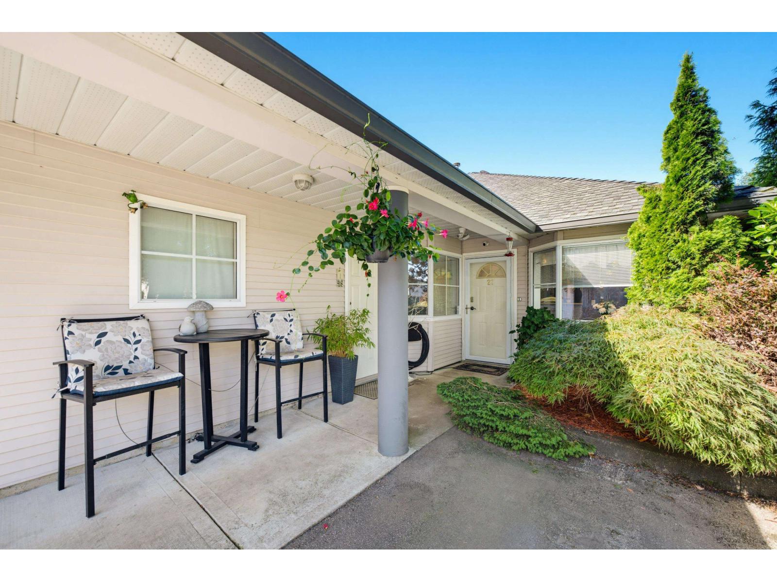 27 9088 Holt Road, Surrey, British Columbia  V3V 4H3 - Photo 3 - R3159920