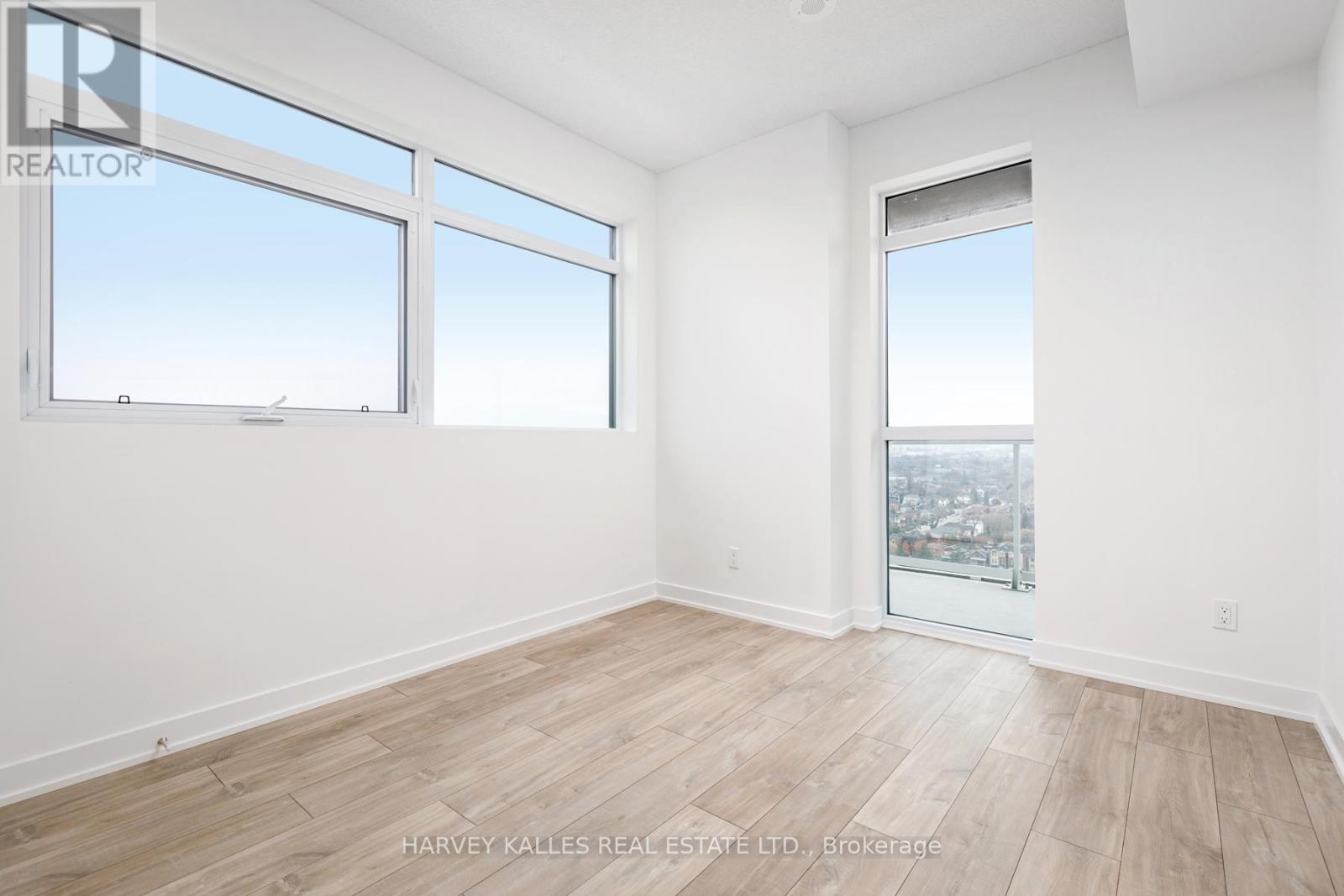 2008 - 251 Manitoba Street, Toronto, Ontario  M8Y 0C7 - Photo 10 - W13728128