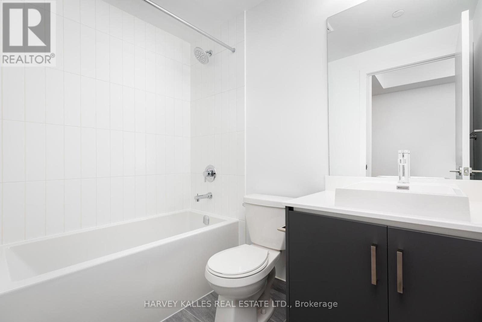 2008 - 251 Manitoba Street, Toronto, Ontario  M8Y 0C7 - Photo 13 - W13728128