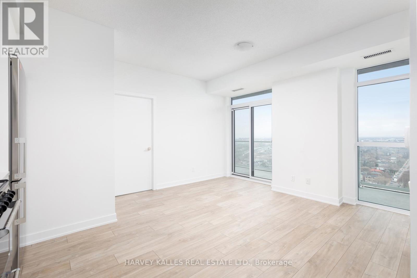 2008 - 251 Manitoba Street, Toronto, Ontario  M8Y 0C7 - Photo 4 - W13728128