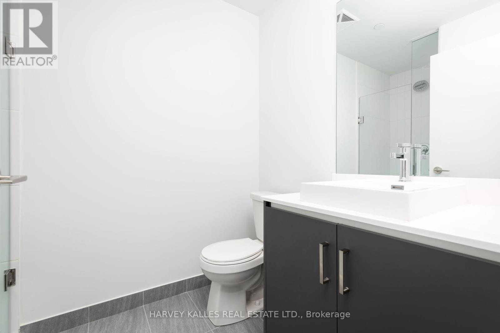 2008 - 251 Manitoba Street, Toronto, Ontario  M8Y 0C7 - Photo 14 - W13728128